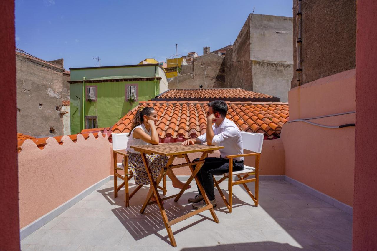 Casa Mirto Hotel Боза Екстериор снимка