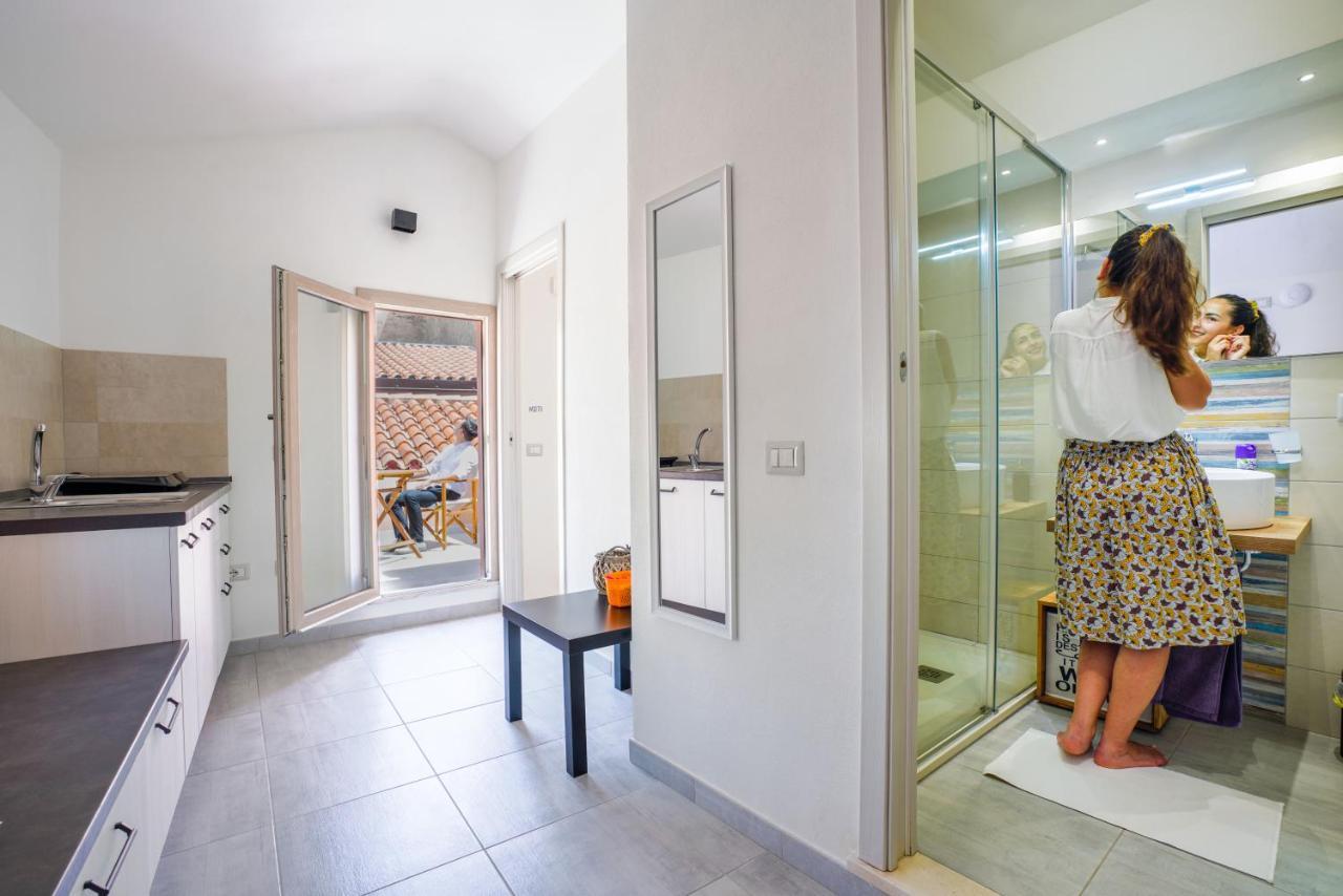 Casa Mirto Hotel Боза Екстериор снимка