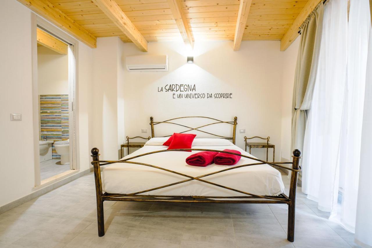 Casa Mirto Hotel Боза Екстериор снимка