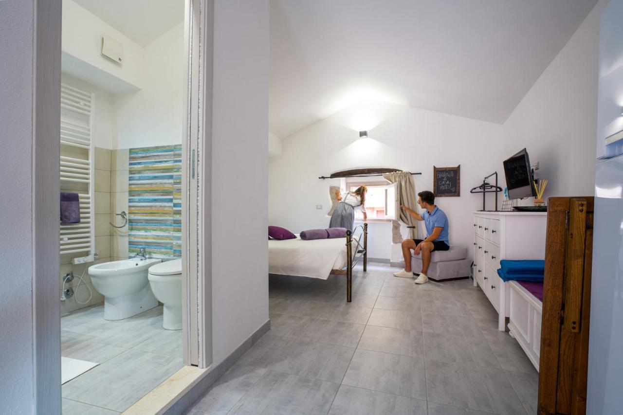 Casa Mirto Hotel Боза Екстериор снимка