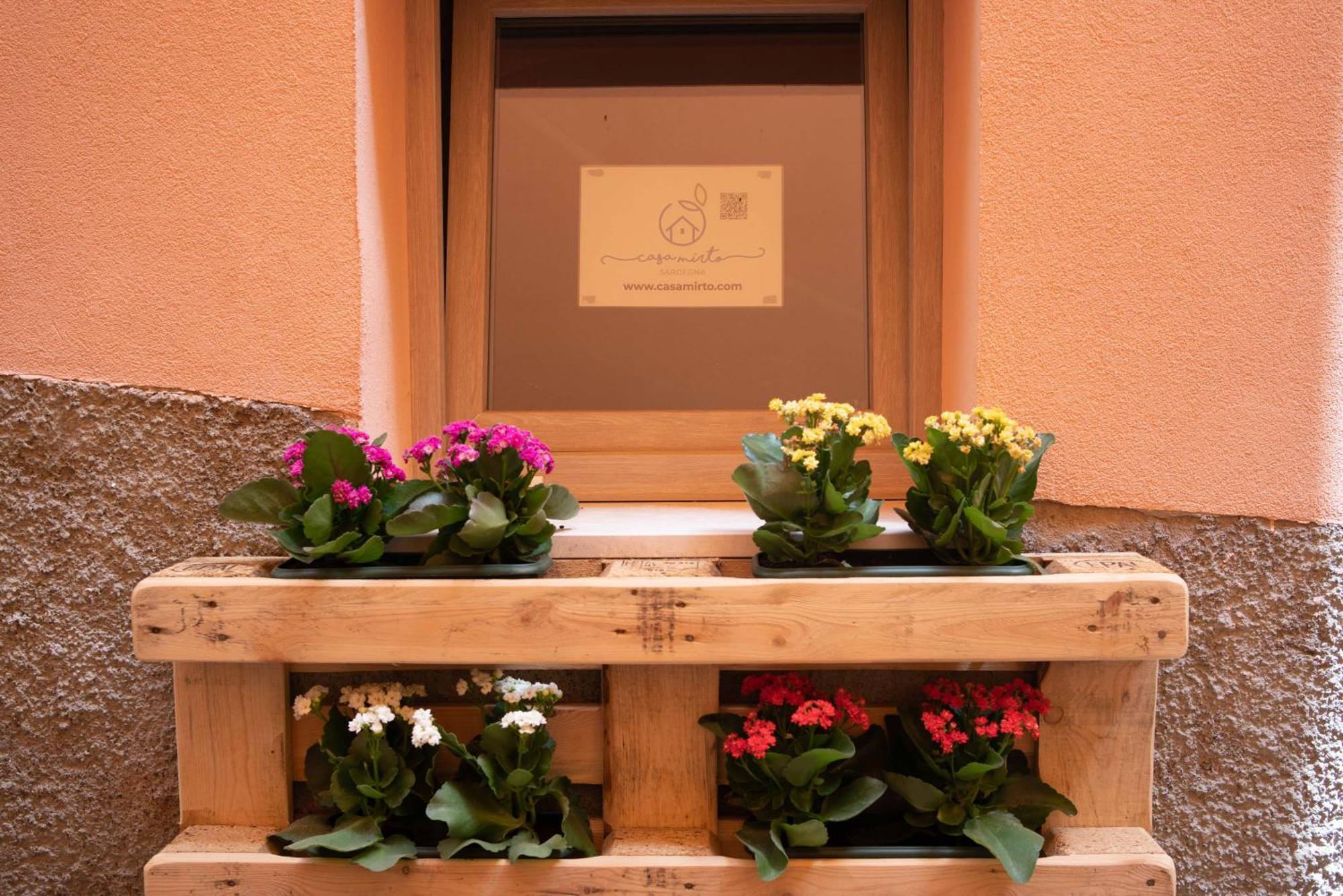Casa Mirto Hotel Боза Екстериор снимка